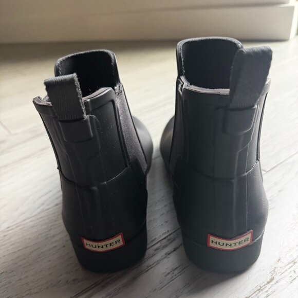 Hunter Refined Slim Fit Chelsea Boots – Size US 8 – Black - Picture 6 of 8